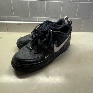 utility black air forces 🖤